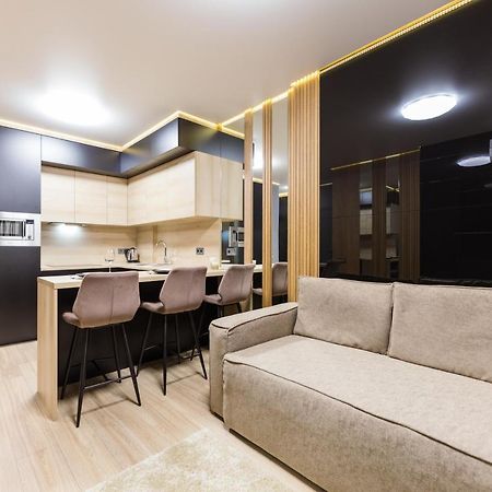 Fayna Town - Loft Black - Nyvky Kiev Exteriör bild